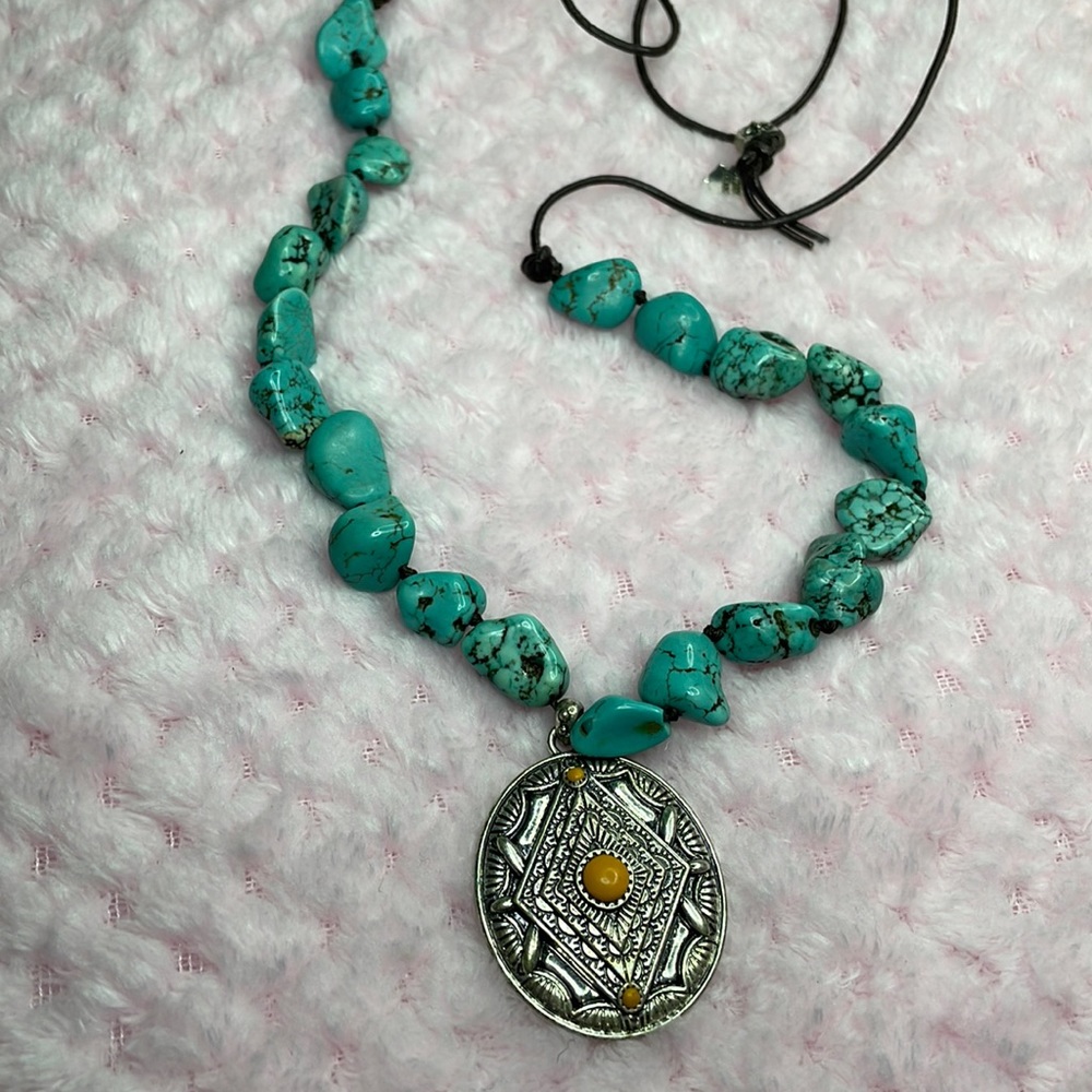 Lucky Brand Women’s Necklace